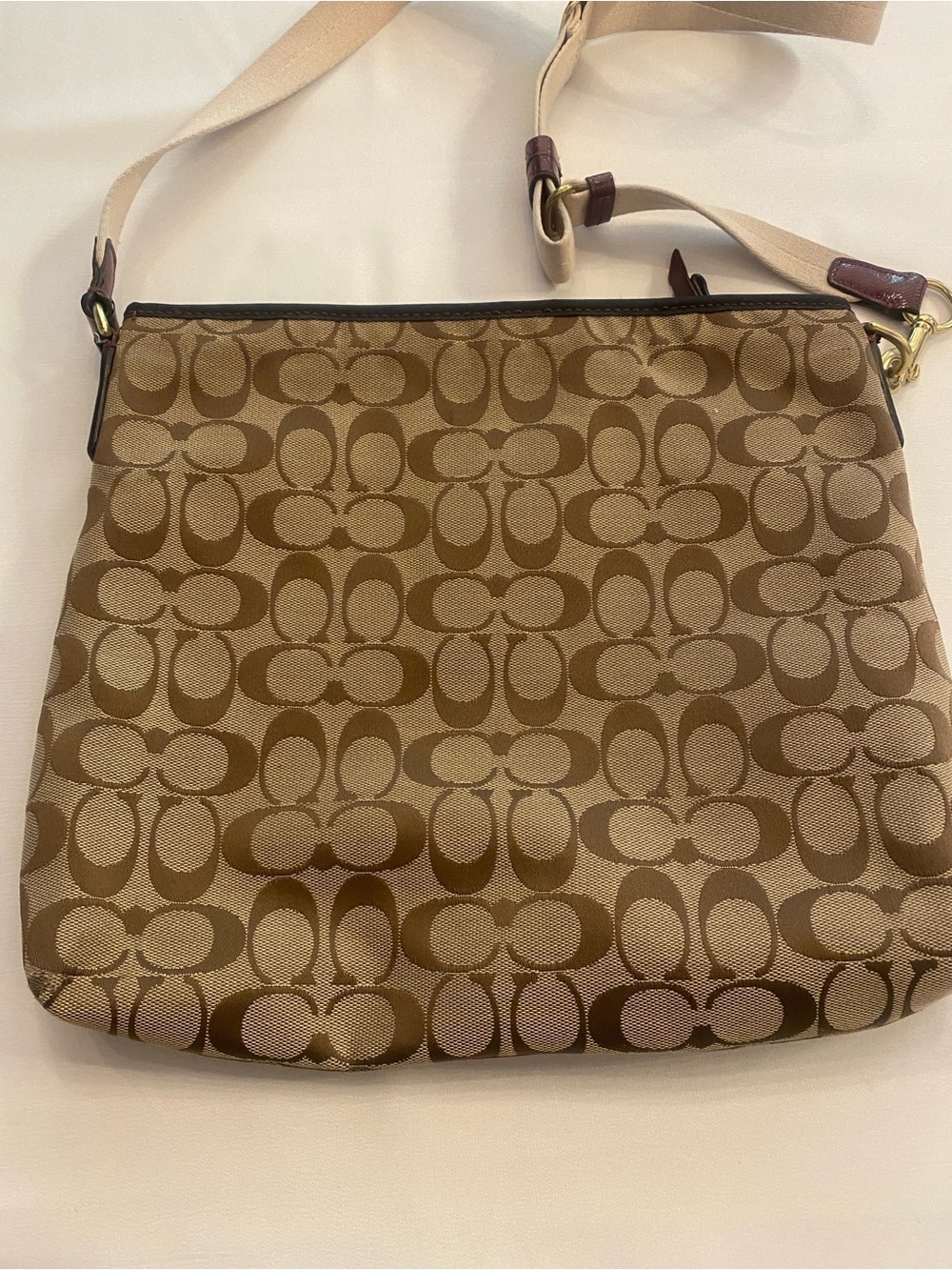 Coach Signature Crossbody Stripe File Bag Center Stripe F28502 - Picture 7 of 17